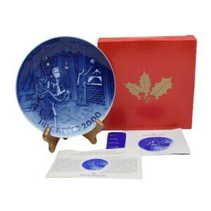 Bing and Grondahl Jule After 2000 Christmas at the Bell Tower Plate Box COA